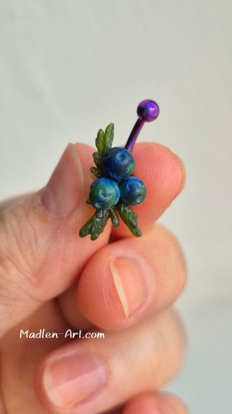 Juniper Navel Piercing