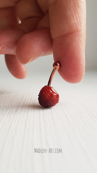 Strawberry Navel Piercing – Strawberry Paradise